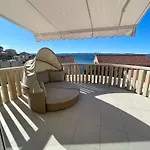 公寓 Romana Ii 奥米什