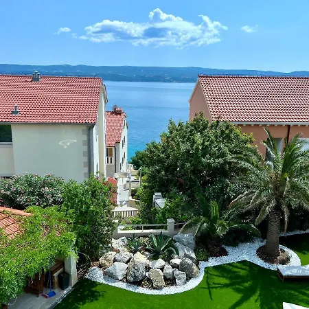 Apartman Romana Ii *