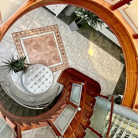 公寓 Romana Ii 奥米什