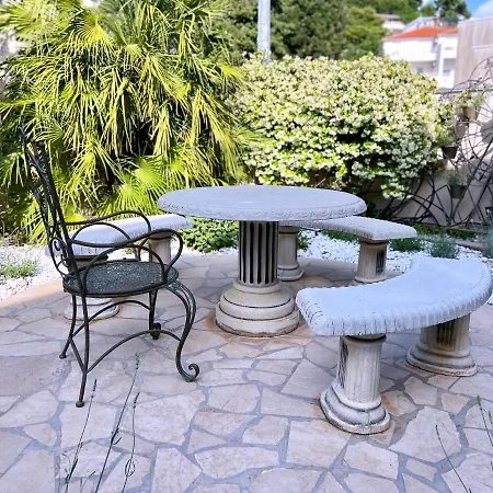 Romana Ii * Omis