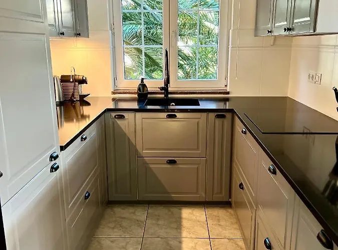 Apartman Romana Ii *